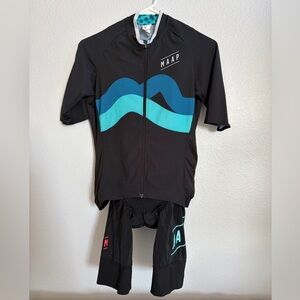 Maap men’s cycling kit + socks